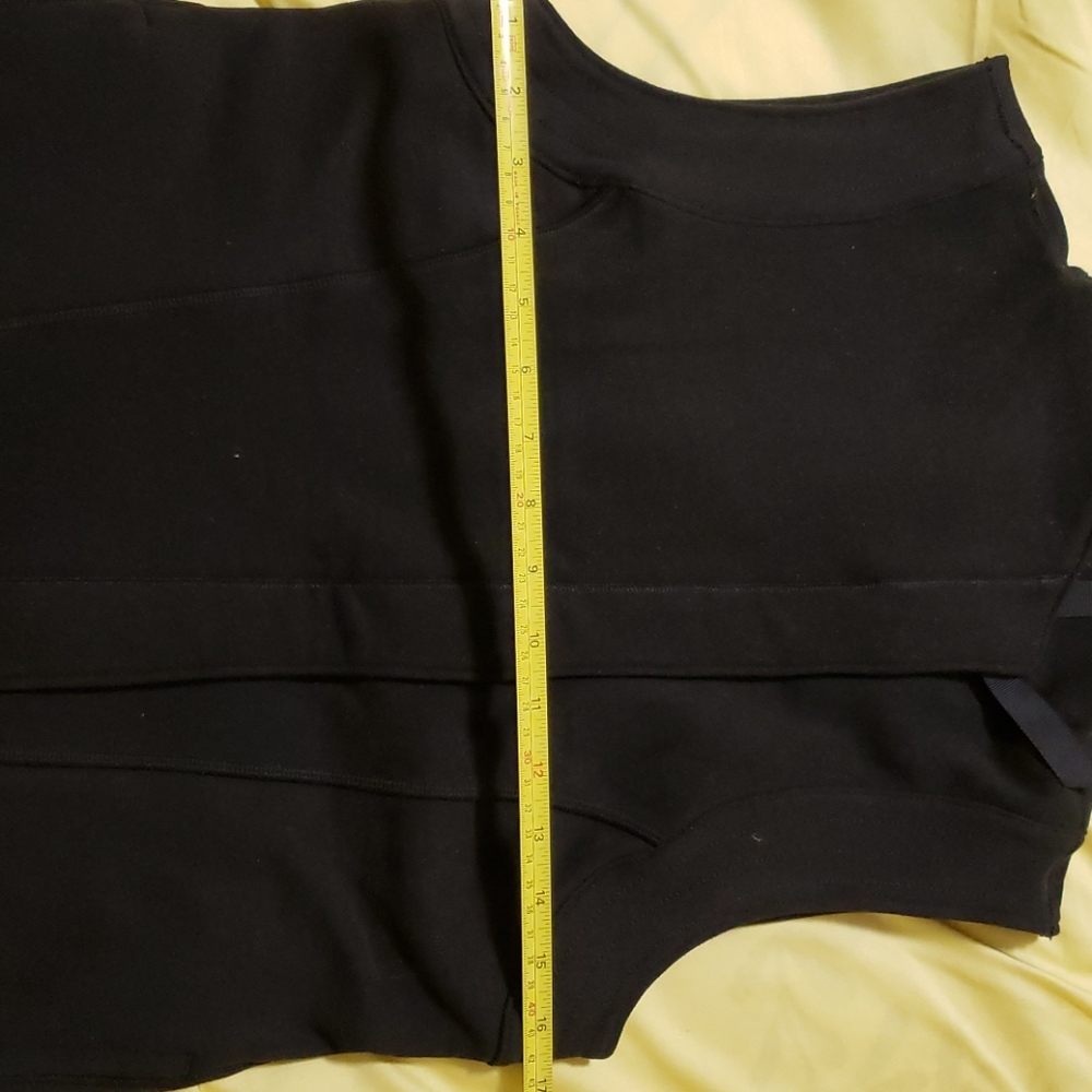 lululemon vest  size 6 pre-owned - Picture 7 of 7